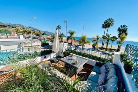 Apartamento En Primera Linea De Playa Nerja Exterior photo